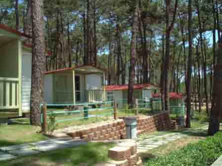 纳扎雷 Orbitur Valado Bungalows Caravan Park酒店 外观 照片